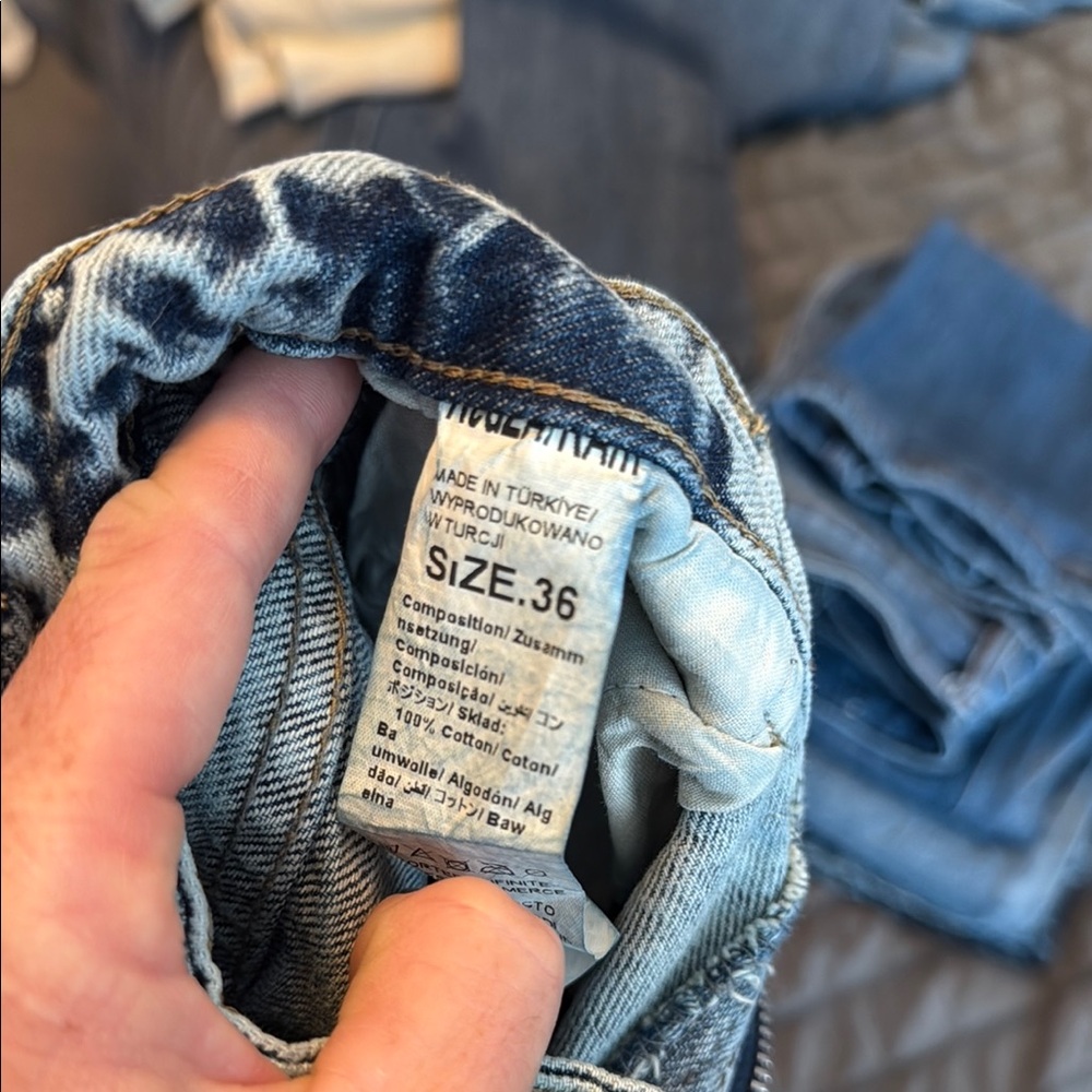 SHEIN Blue Classic Denim Jeans